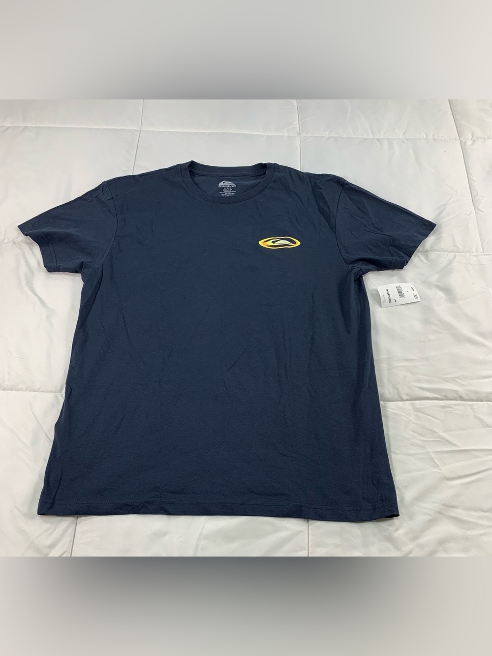 New quiksilver T-shirt size L